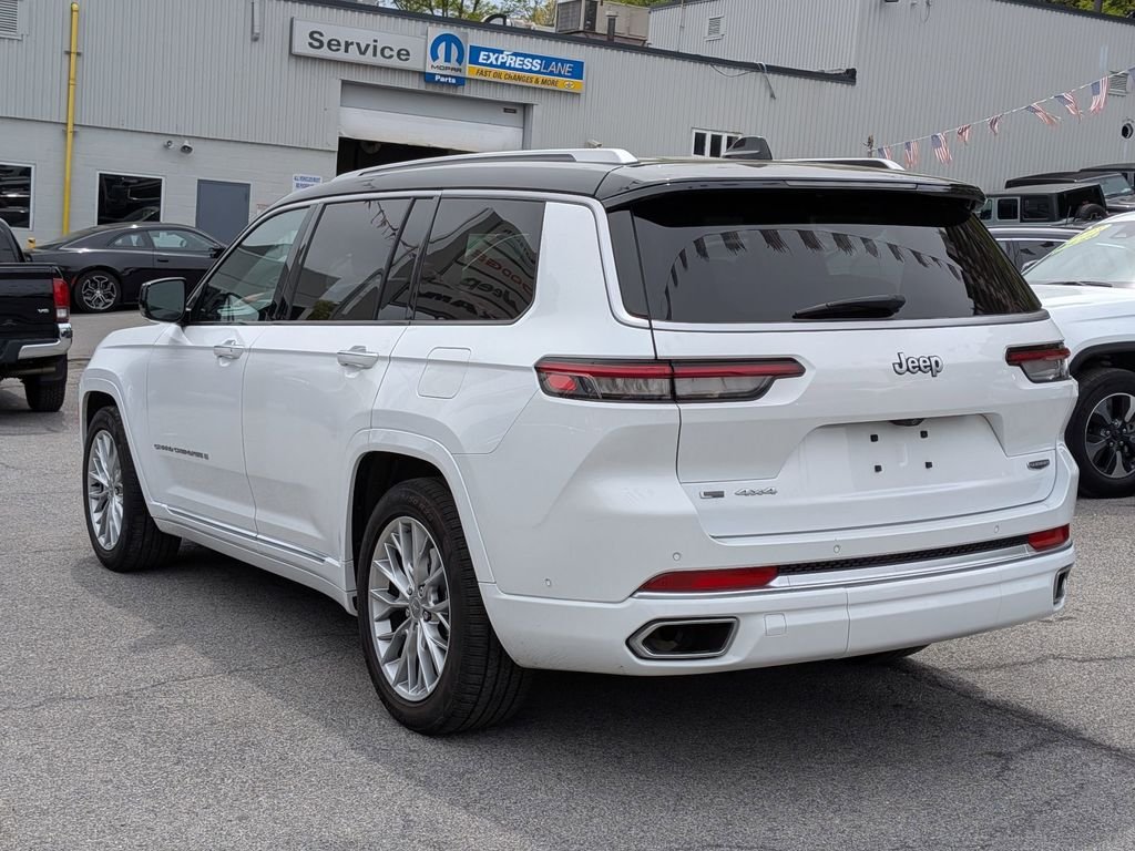 Used 2023 White Jeep Summit image 12
