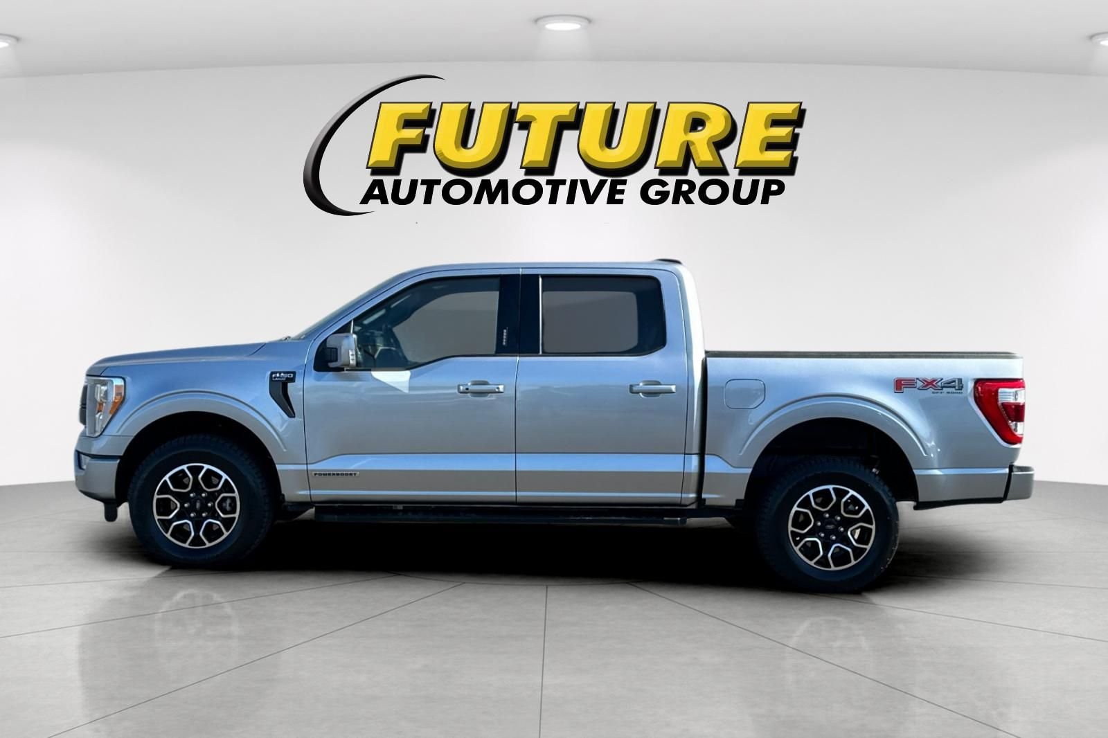 Used 2022 Silver Ford Lariat image 6