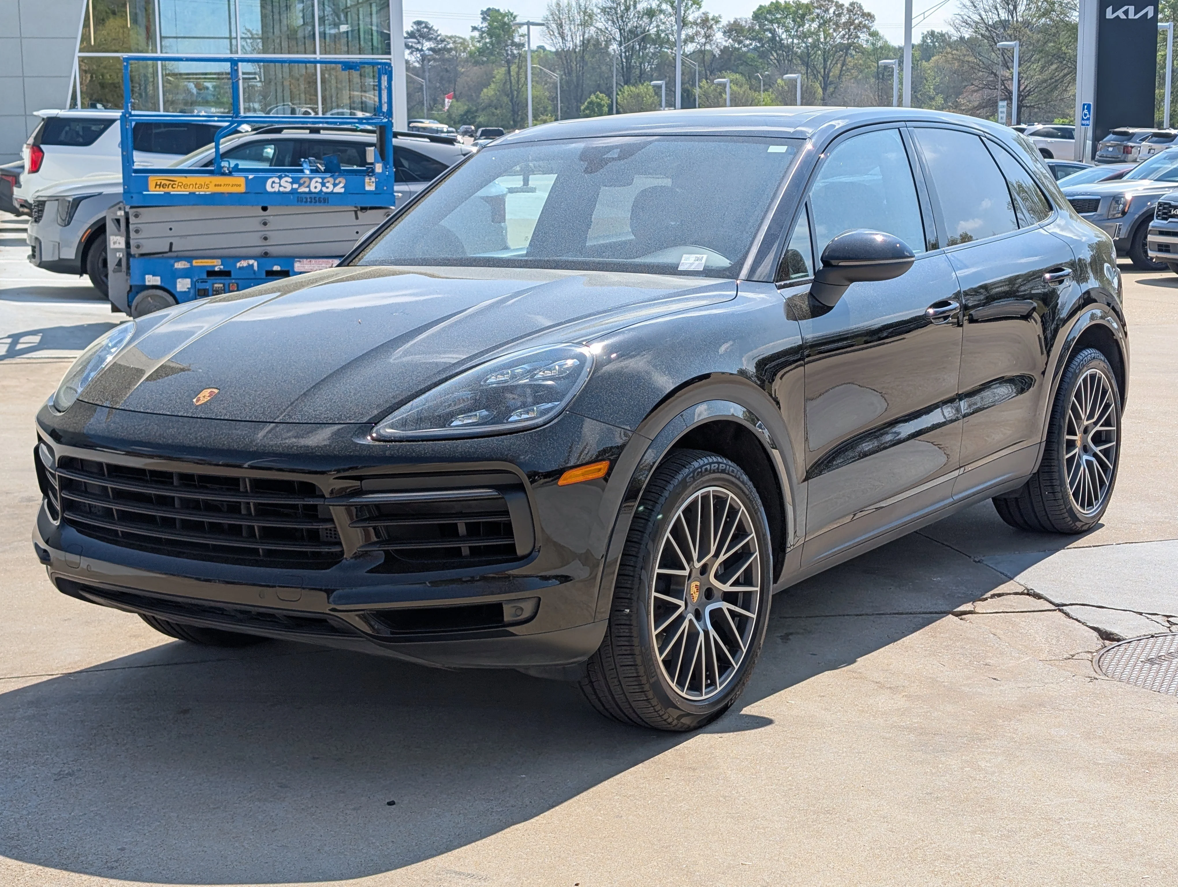 2022 Porsche Cayenne's photo