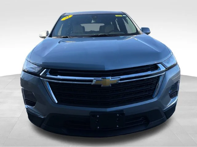 Used 2023 STERLING GRAY METALLIC Chevrolet LS image 9