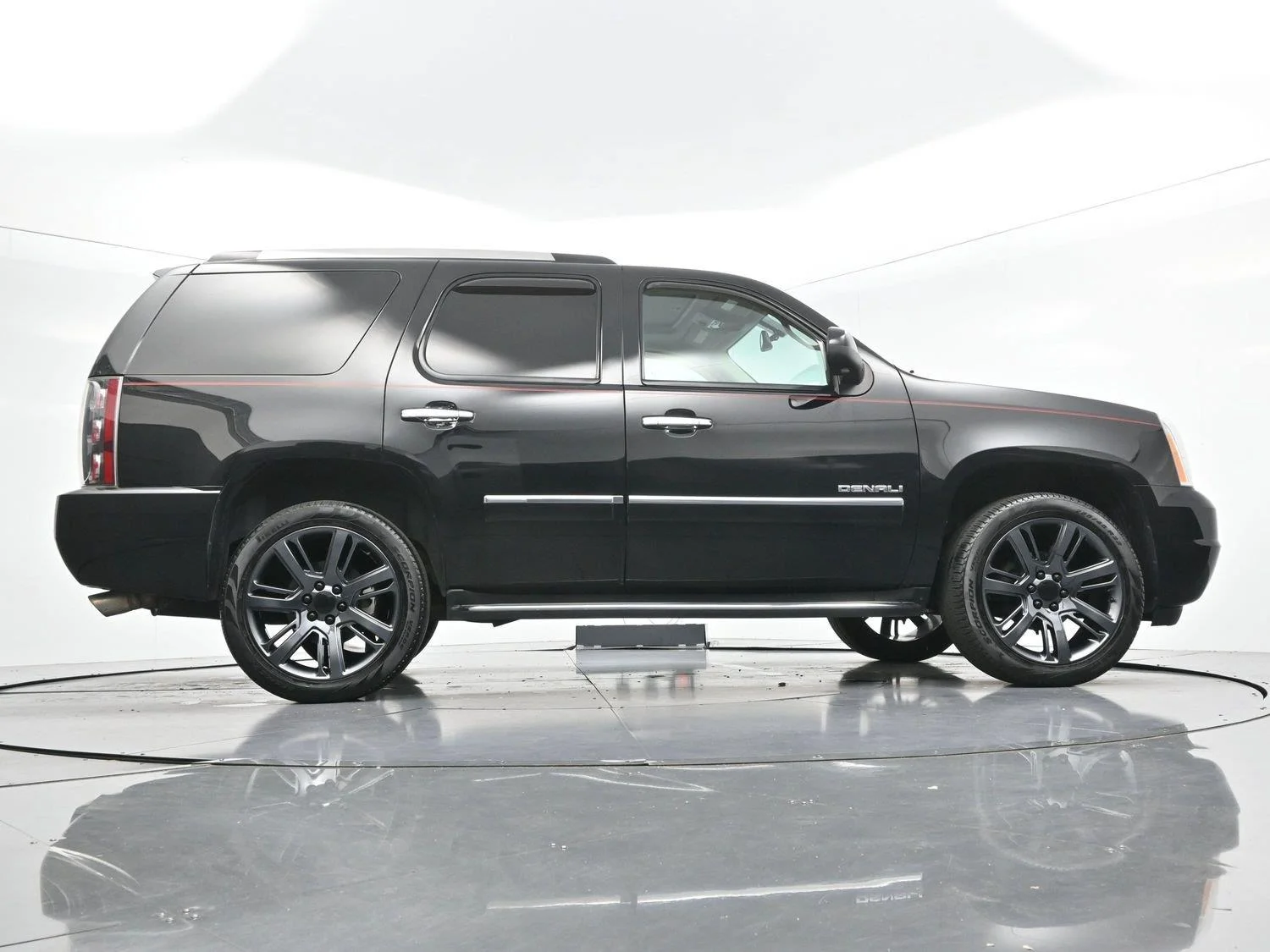 Used 2014 ONYX BLACK GMC Denali image 57