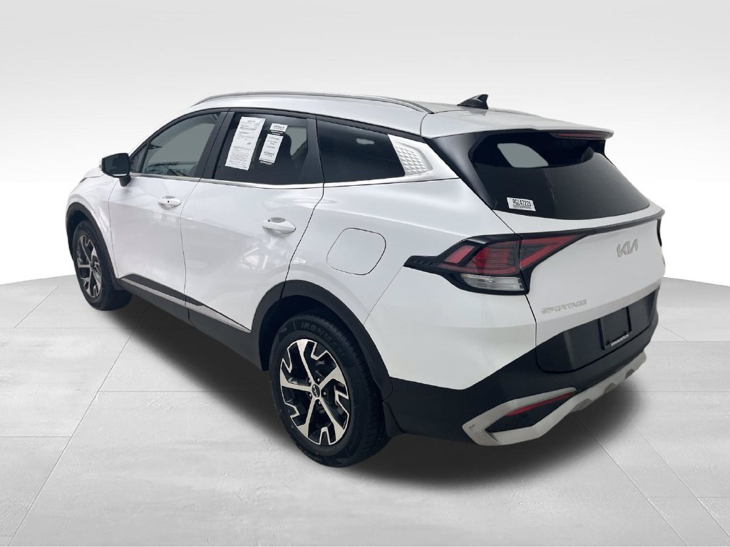 Used 2024 White Kia EX image 3
