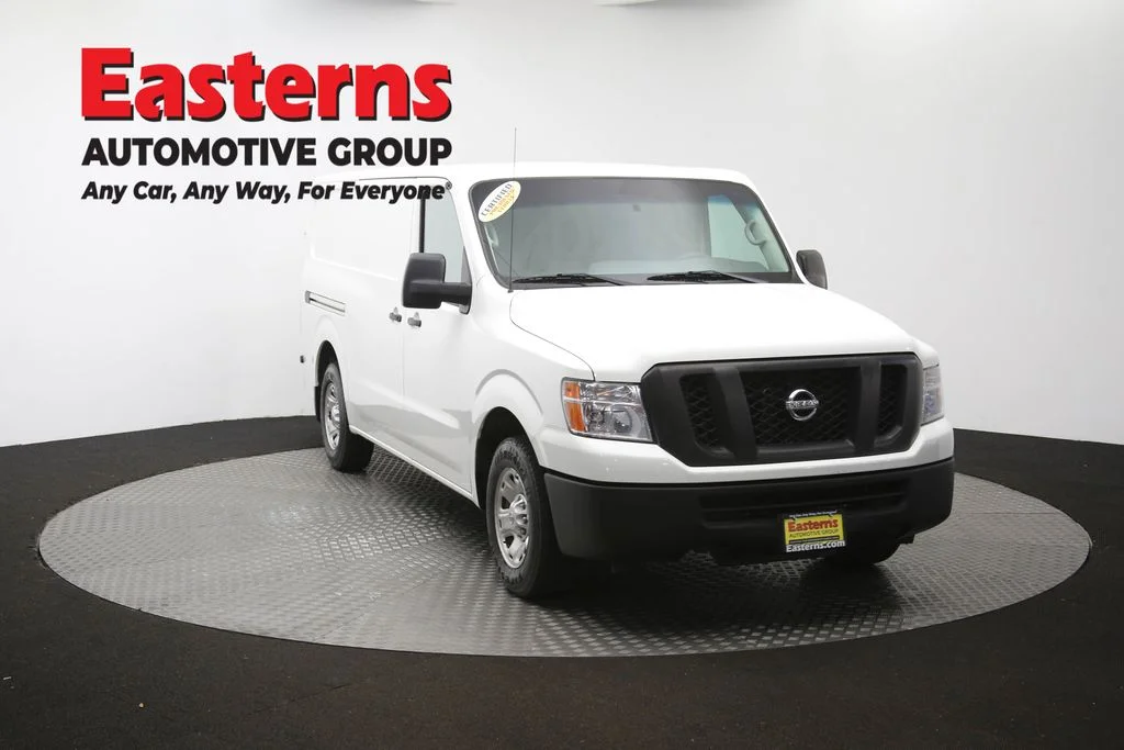 Used 2018 White Nissan SV image 51