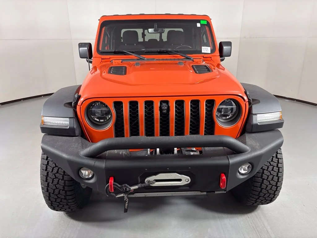 Used 2020 Orange Jeep Rubicon image 3