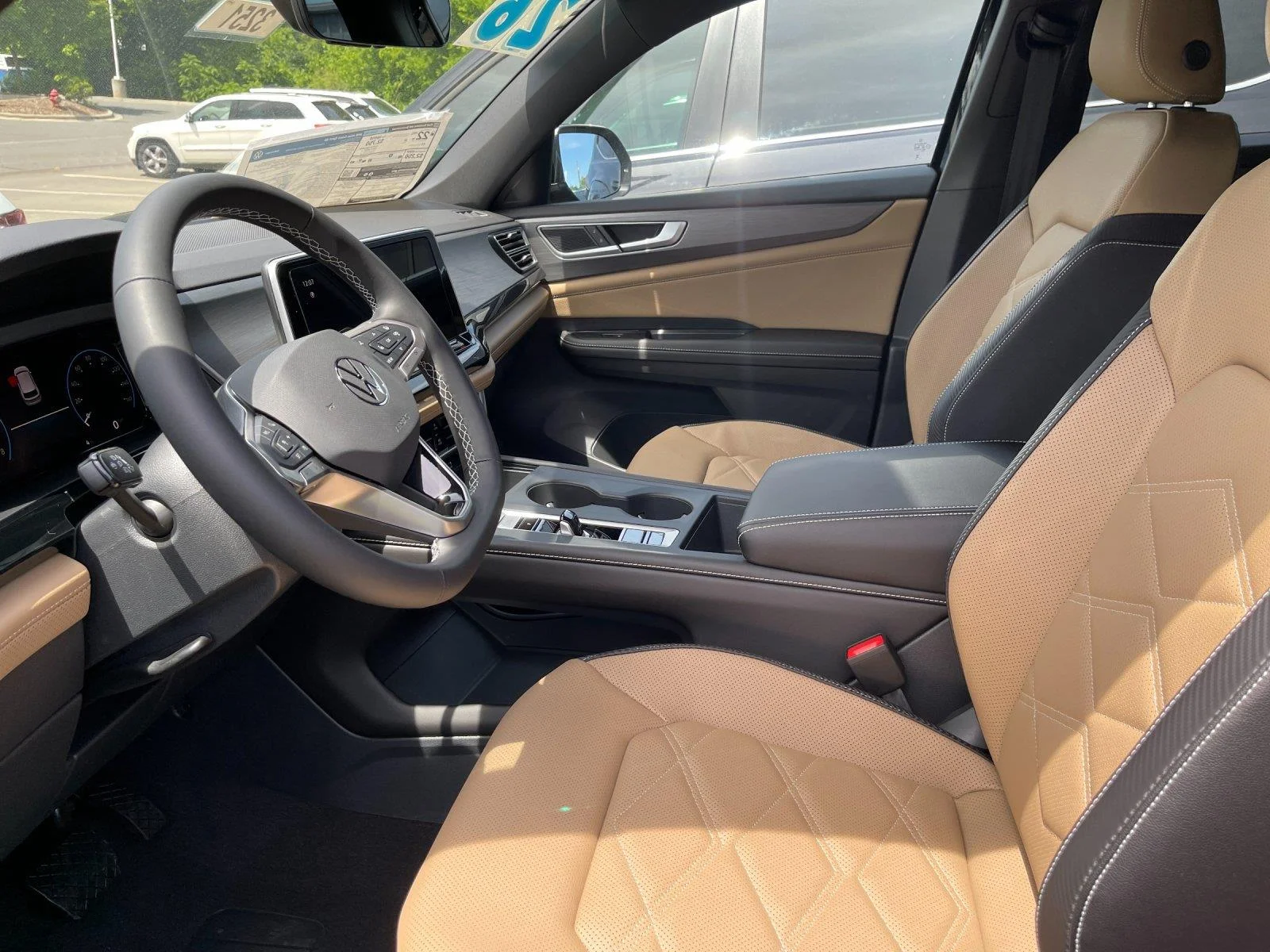 New 2026 Deep Black Pearl Volkswagen 2.0T SE image 15