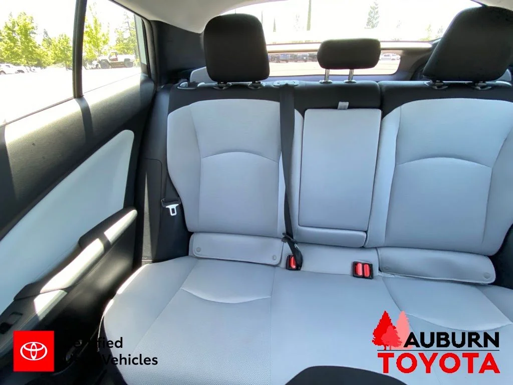 Certified Used 2022 Sea Glass Pearl Toyota L image 19