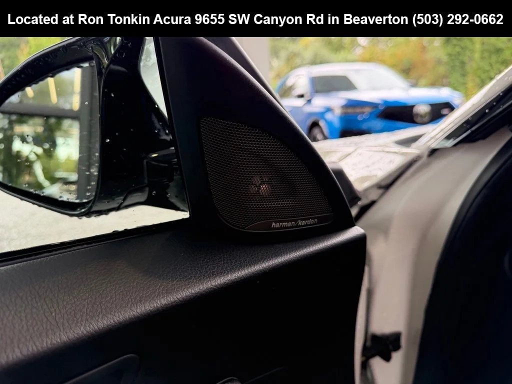 Used 2020 Alpine White BMW Competition image 12