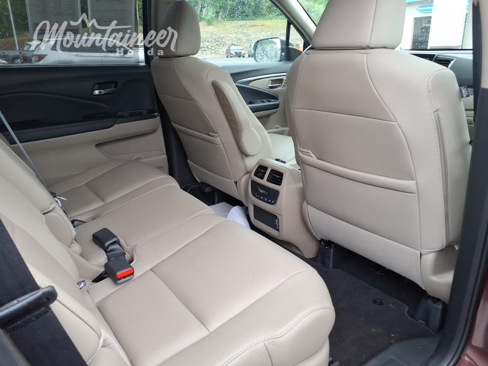 Used 2022 Deep Scarlet Pearl Honda SPECIAL EDITION AWD image 25