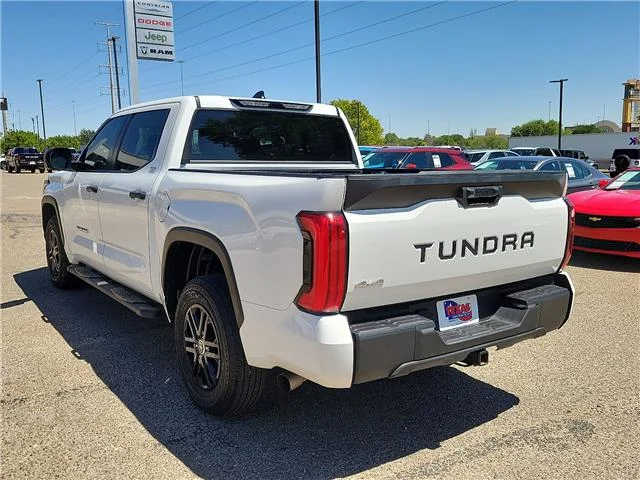 Used 2024 Ice Cap Toyota SR5 (A10) 4x4 CrewMax 5.5 ft. box 145.7 in. WB image 3