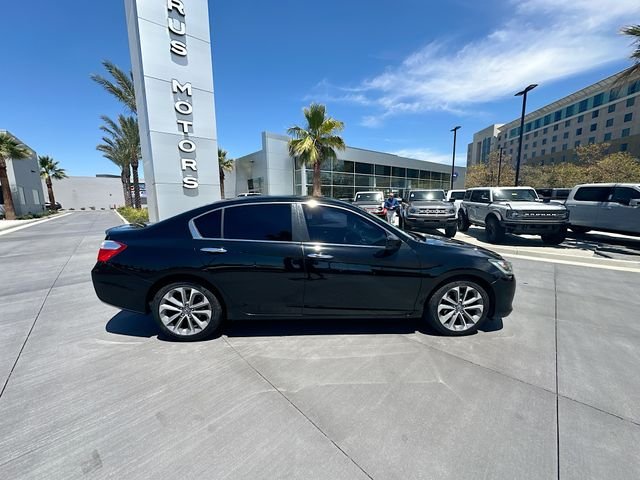 Used 2014 Still Night Pearl Honda Sport image 8