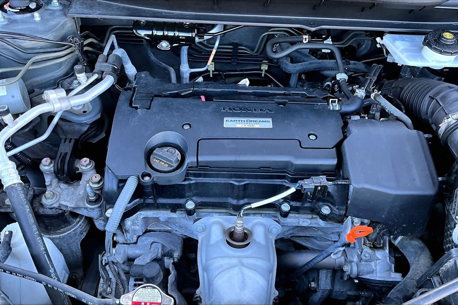 Used 2018 Modern Steel Metallic Honda LX image 32
