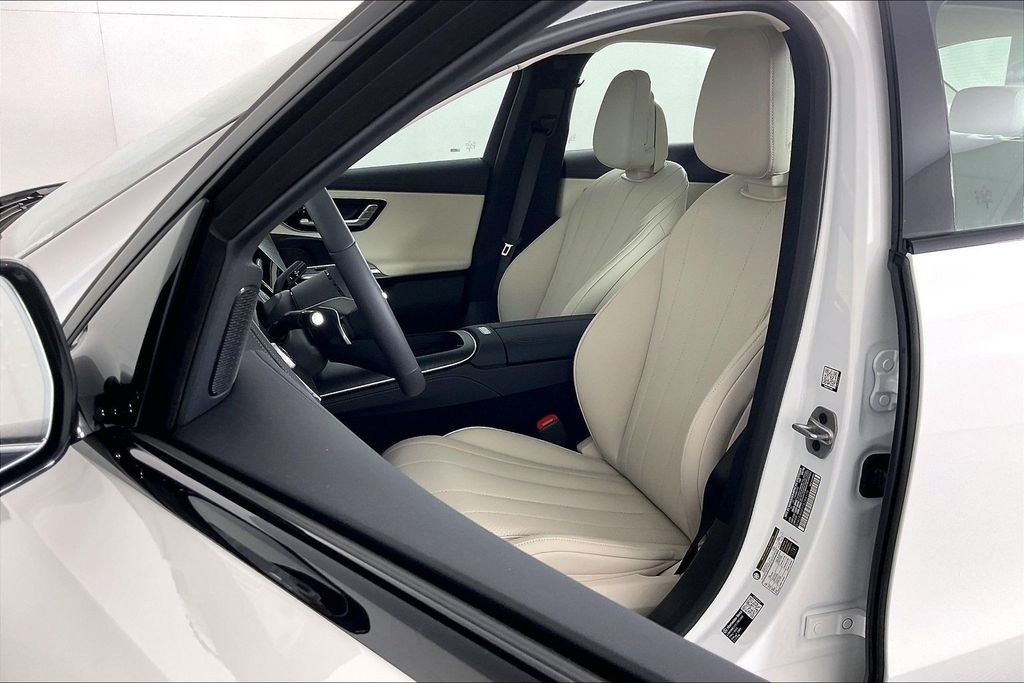 New 2026 Polar White Mercedes-Benz E 350 image 9