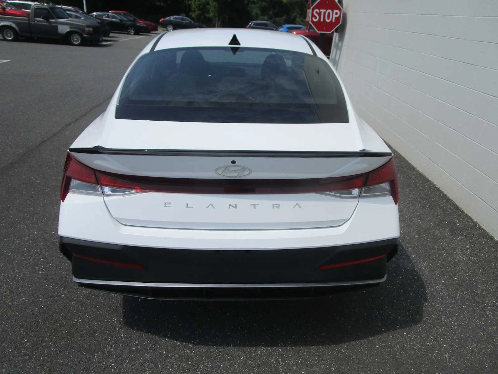 Used 2025 Serenity White Hyundai SEL Sport image 5