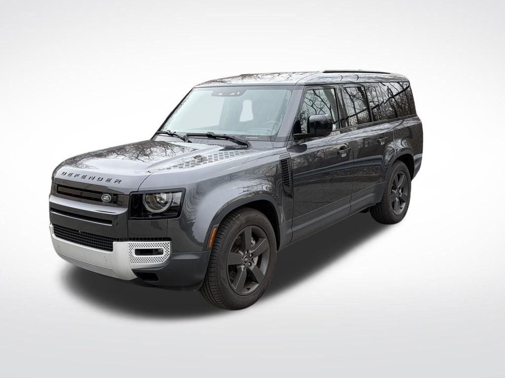 Used 2024 Gray Land Rover S image 1