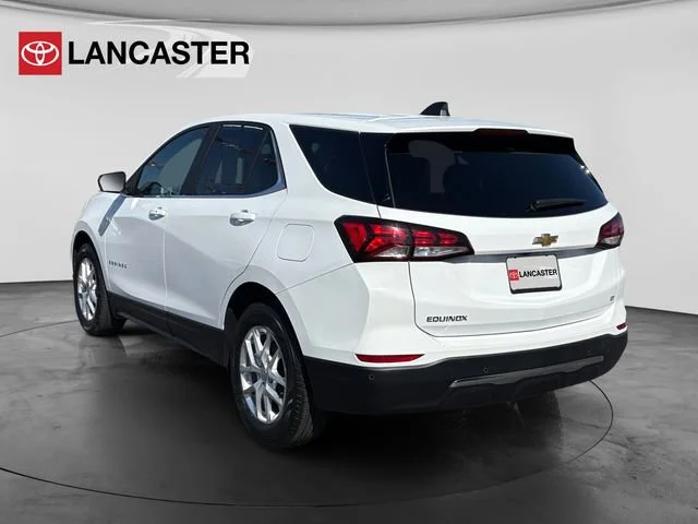 Used 2024 Summit White Chevrolet LT image 5