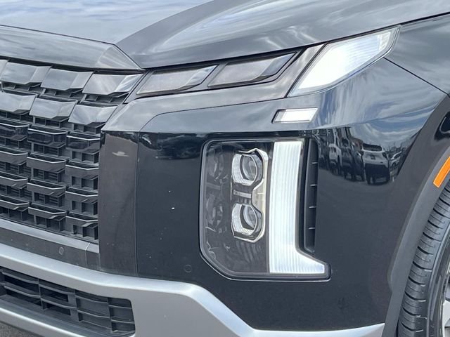 Certified Used 2023 Black Hyundai SEL image 9