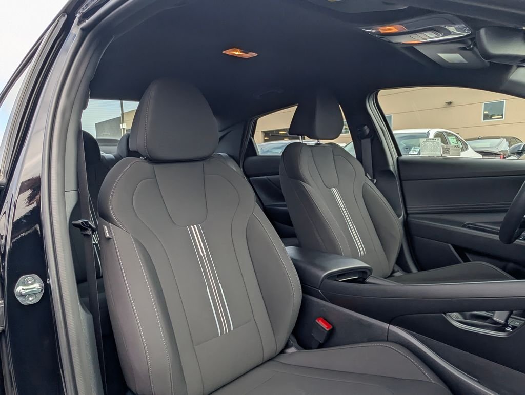 Certified Used 2025 Black Hyundai SEL Sport image 11