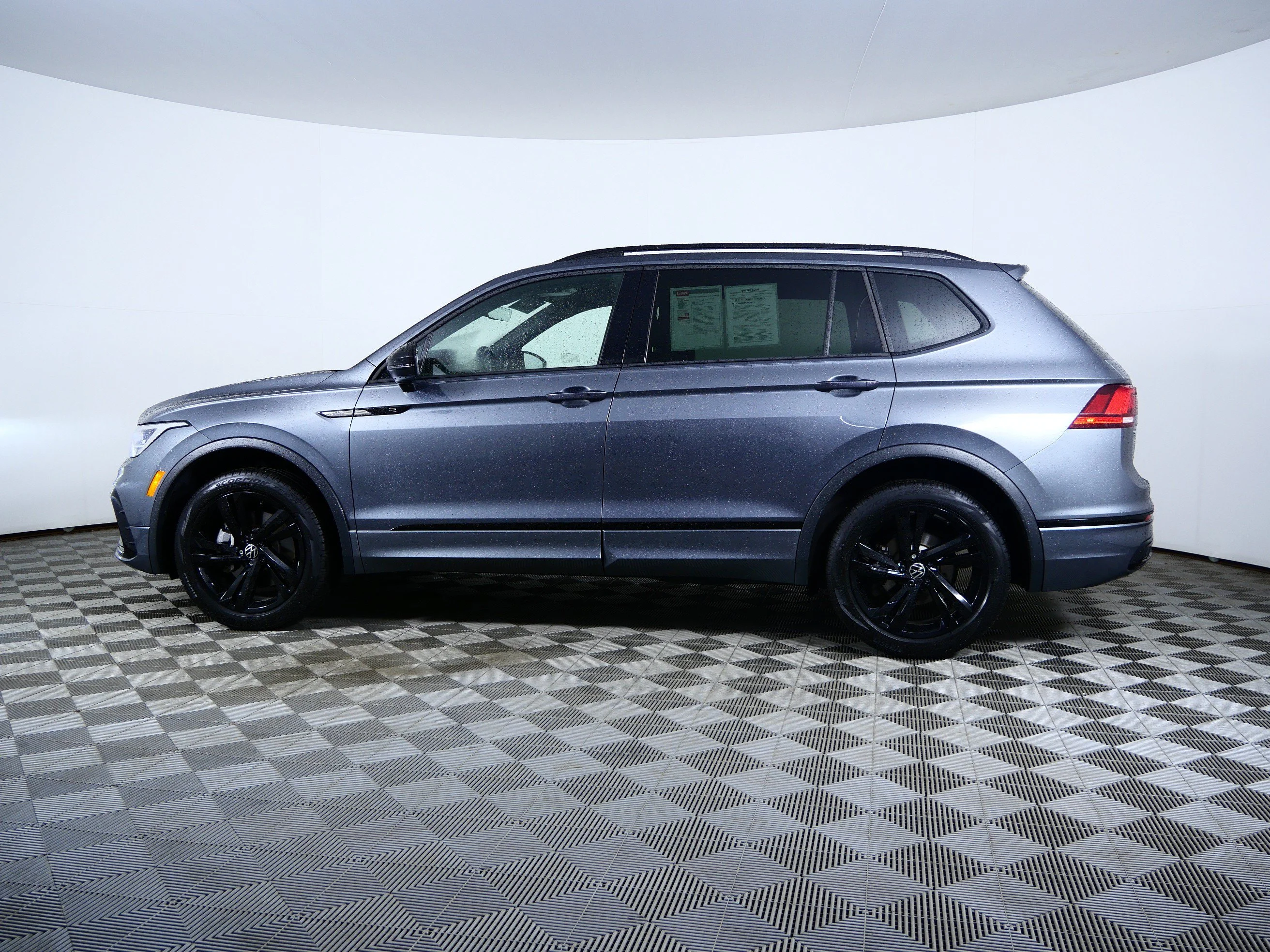 Certified Used 2024 Gray Volkswagen SE R-Line Black image 4