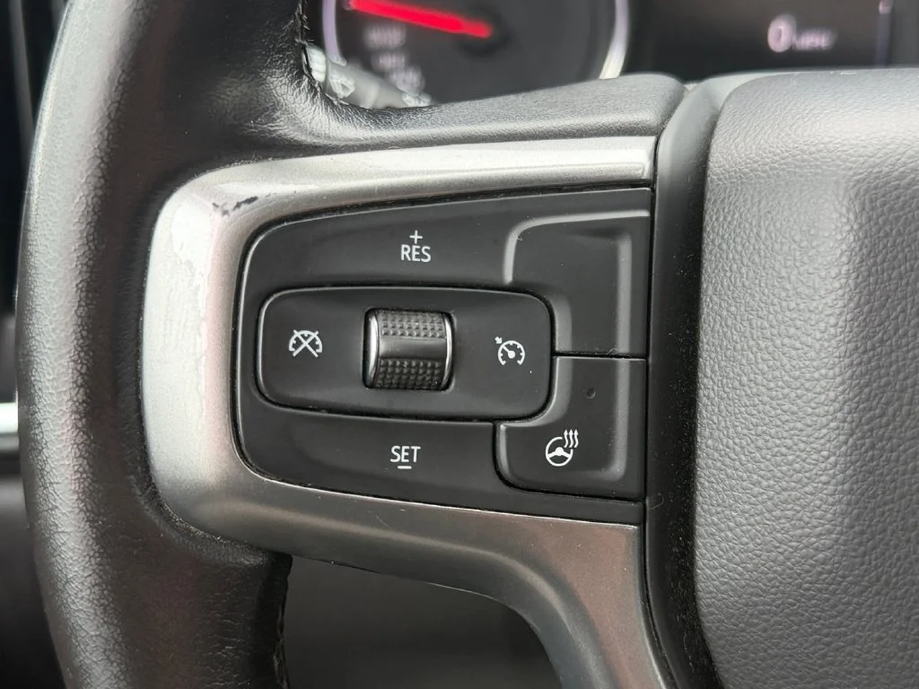 Used 2020 NORTHSKY BLUE METALLIC Chevrolet RST image 33