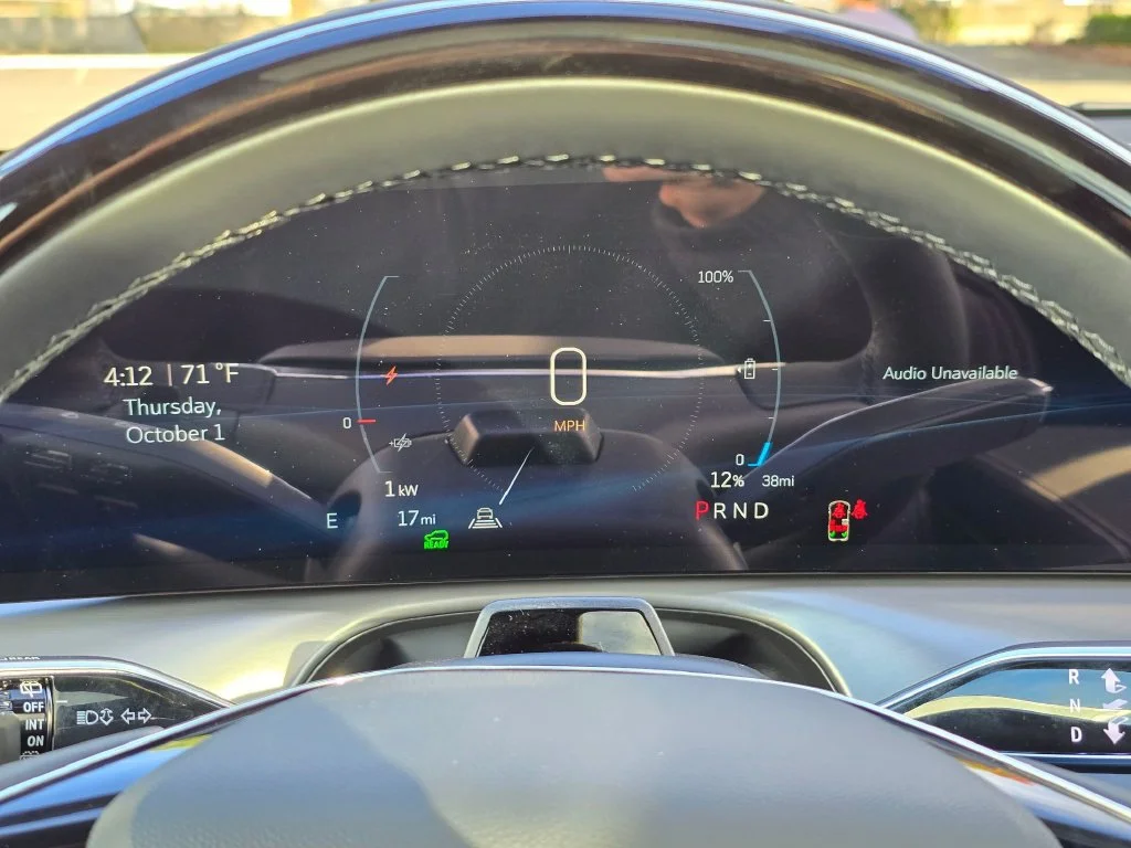 2027 Cadillac VISTIQ Sport - Photo 23