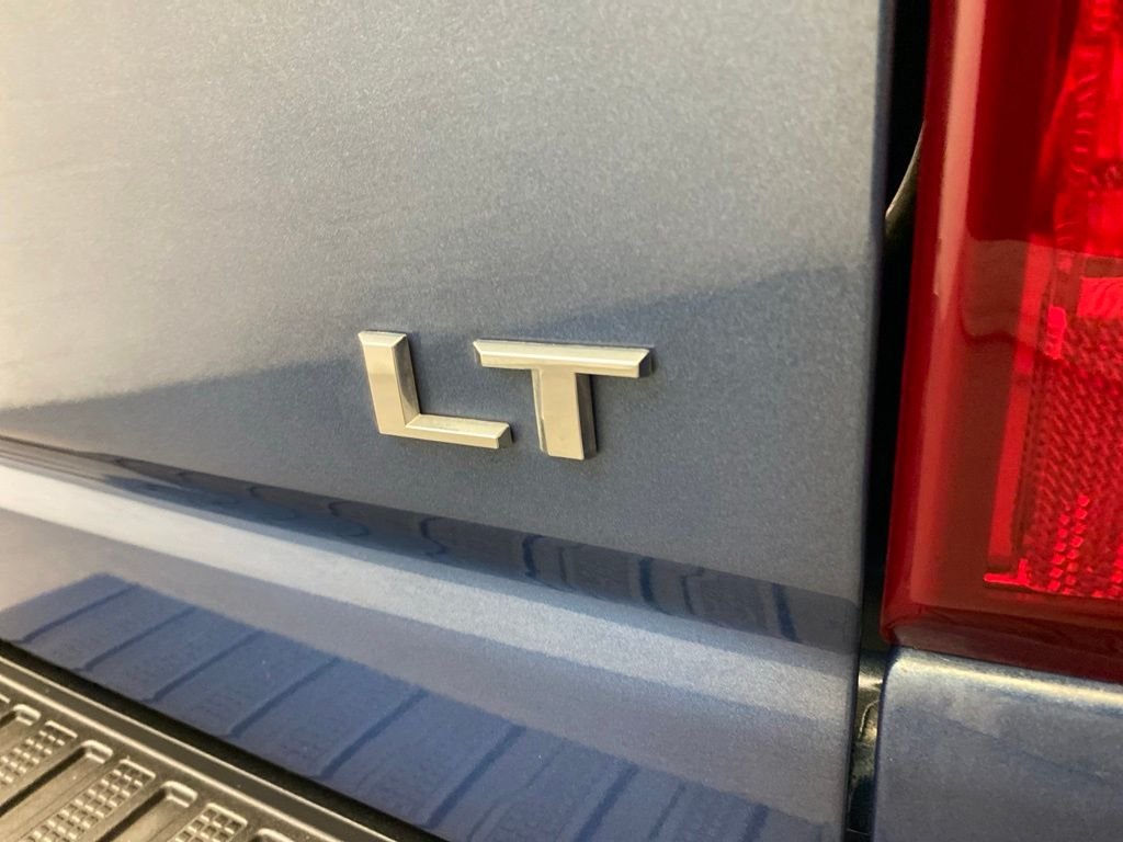 Used 2025 Blue Chevrolet LT image 24