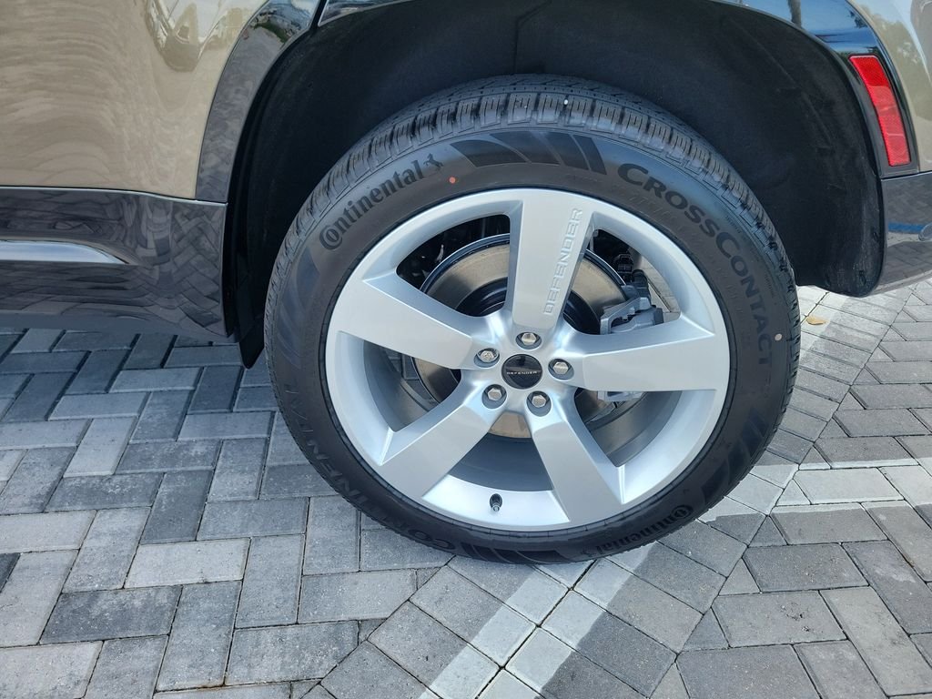 New 2026 Gondwana Stone Land Rover X-Dynamic SE image 13