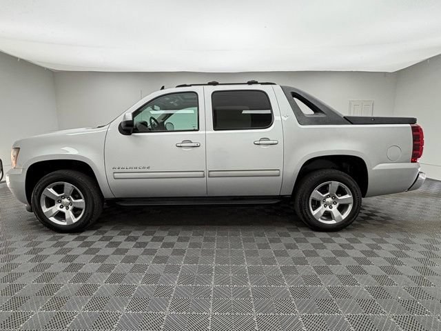 Used 2012 SILVER ICE METALLIC Chevrolet LT image 12
