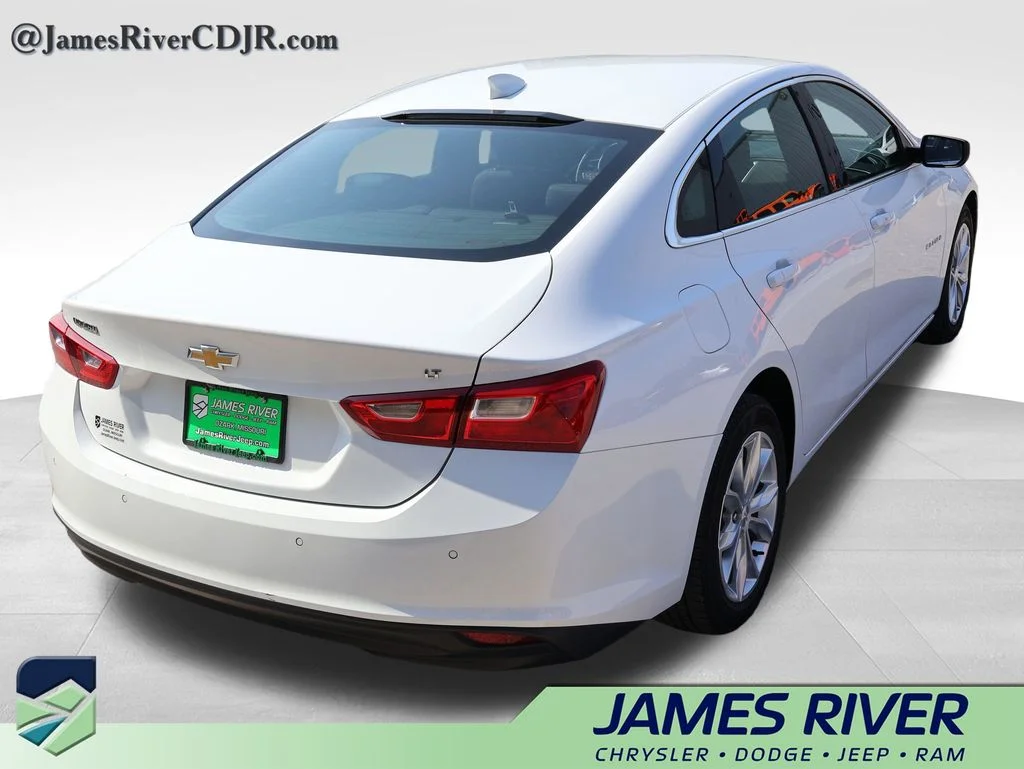 Used 2024 White Chevrolet LT image 5