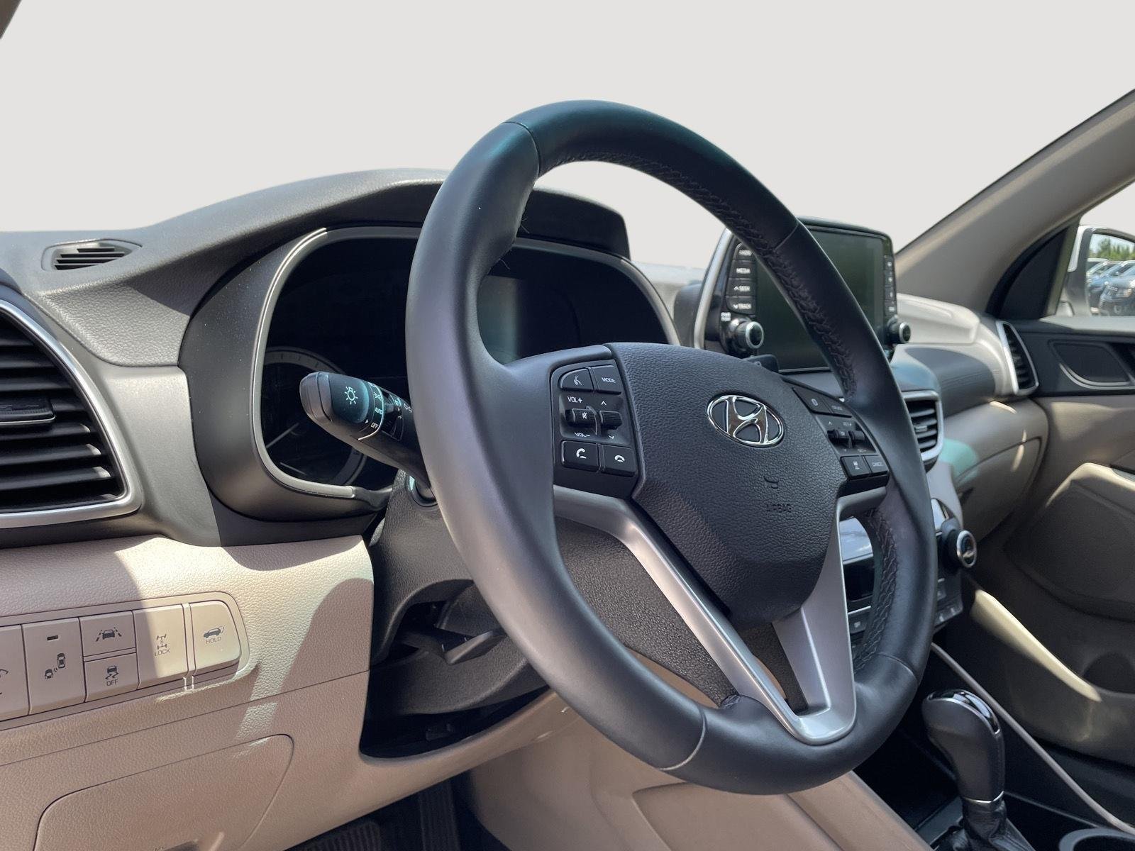 Used 2021 Winter White Hyundai Ultimate image 20
