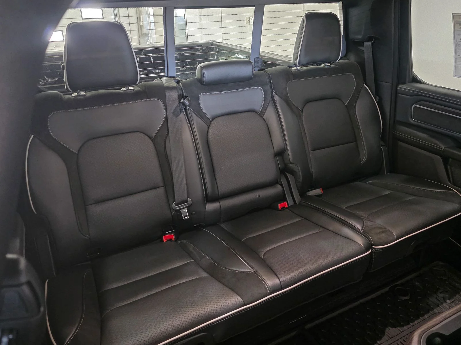 2026 RAM 1500 Laramie - Photo 22