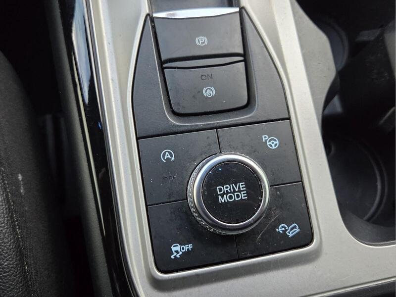 Used 2022 White Metallic FORD ST 4WD image 27