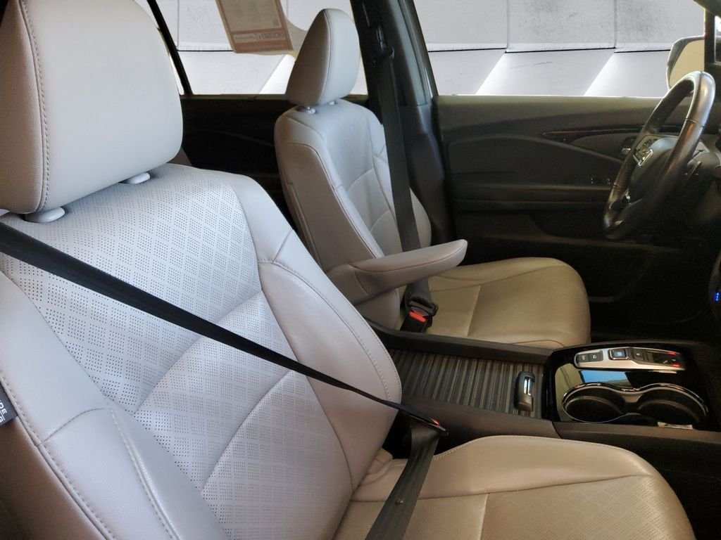 Used 2019 Gray Honda Elite image 14