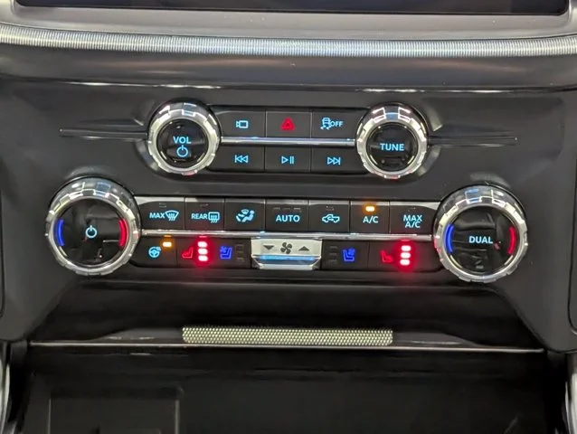 New 2026 Avalanche Ford Lariat® image 42