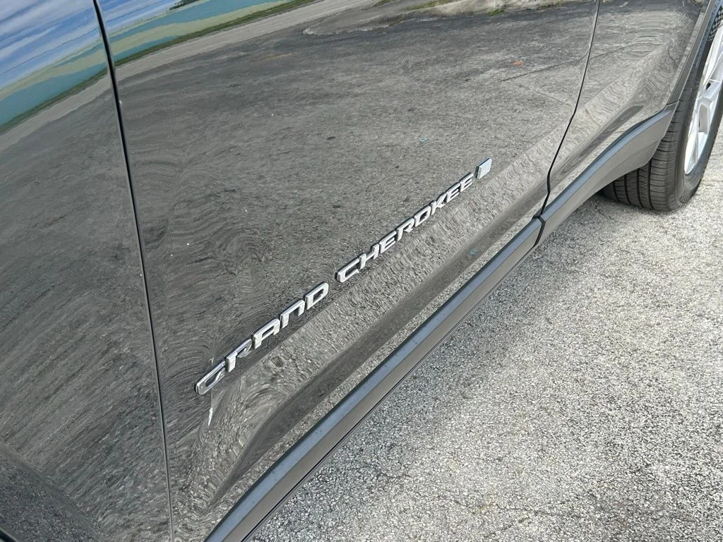 Certified Used 2021 Black Jeep Limited image 28