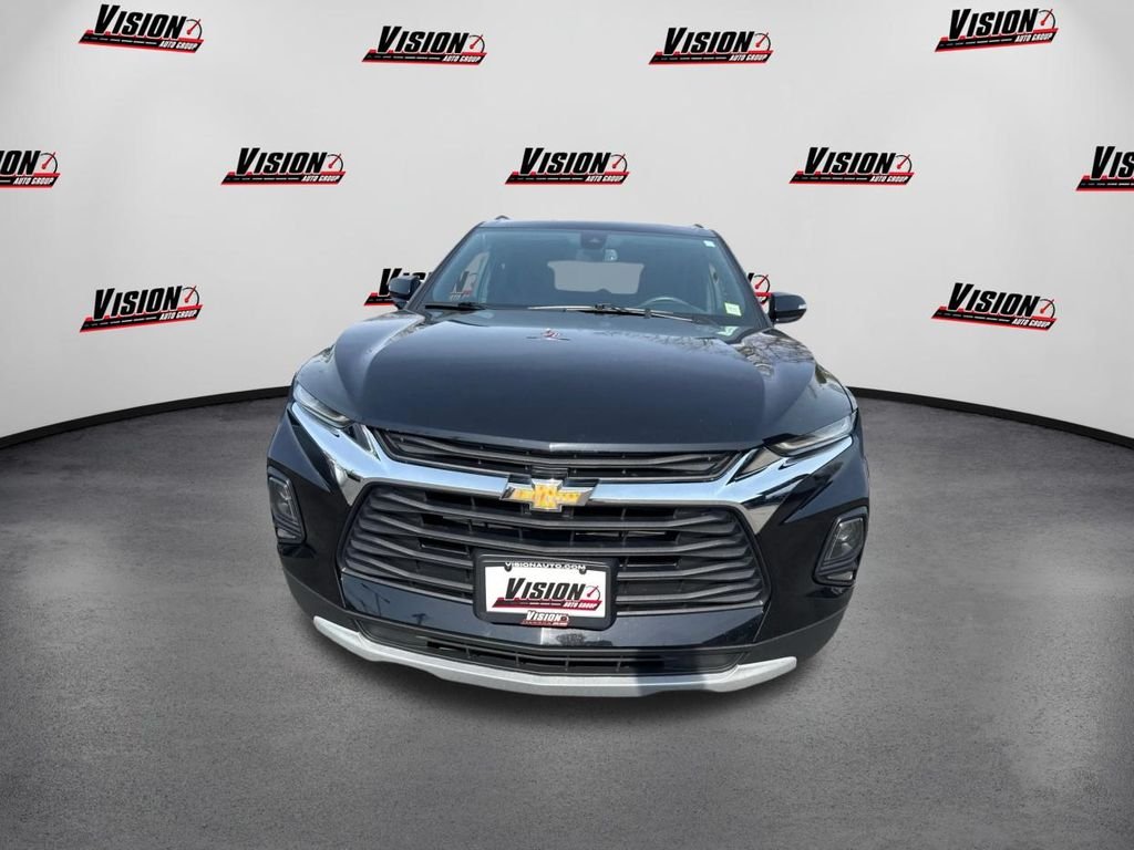 Used 2022 Black Chevrolet LT image 2