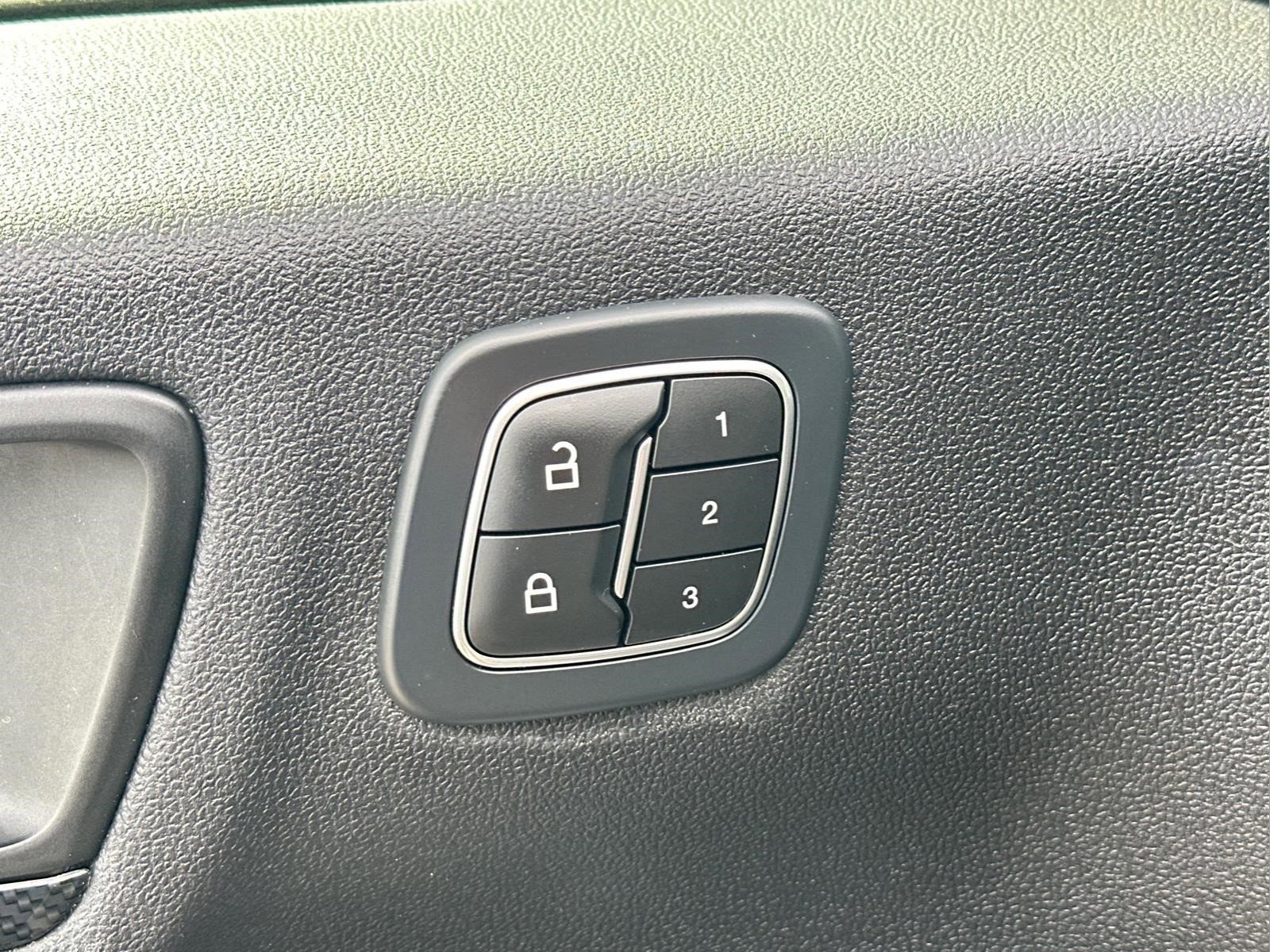 Used 2023 Gray Metallic Ford ST-Line Elite image 18