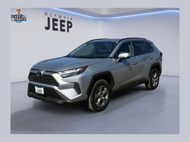 2025 Toyota RAV4 Hybrid XLE