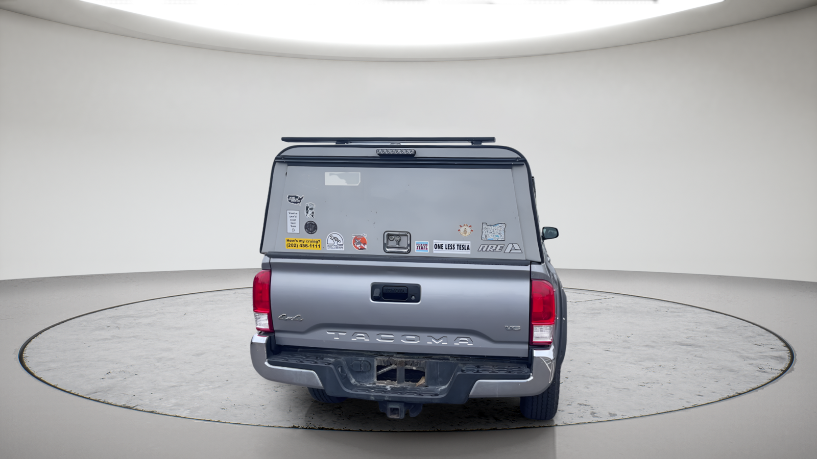 Used 2017 Silver Sky Metallic Toyota SR5 image 8