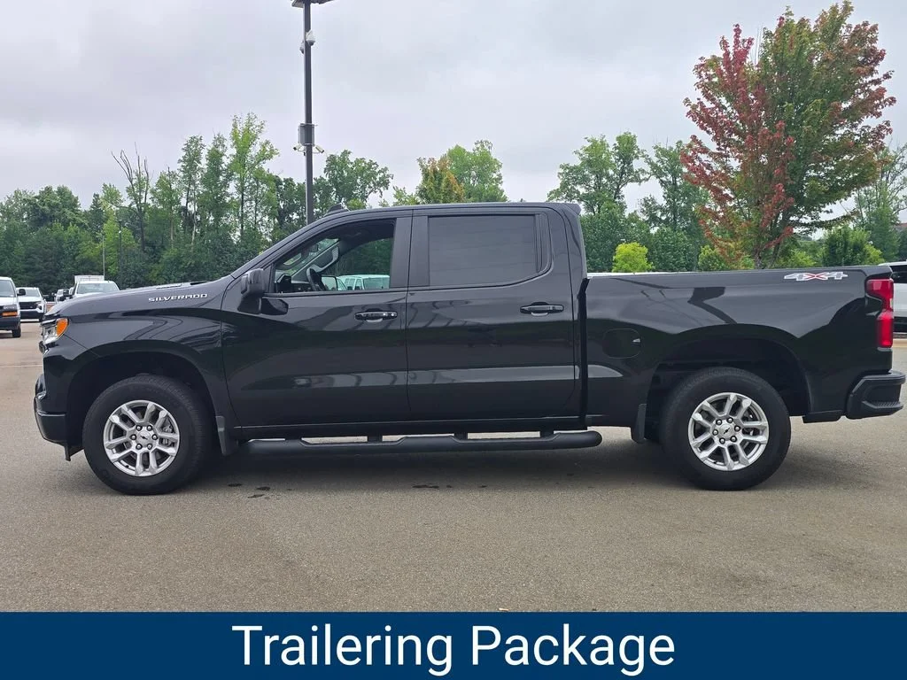 Used 2025 Black Chevrolet RST image 5