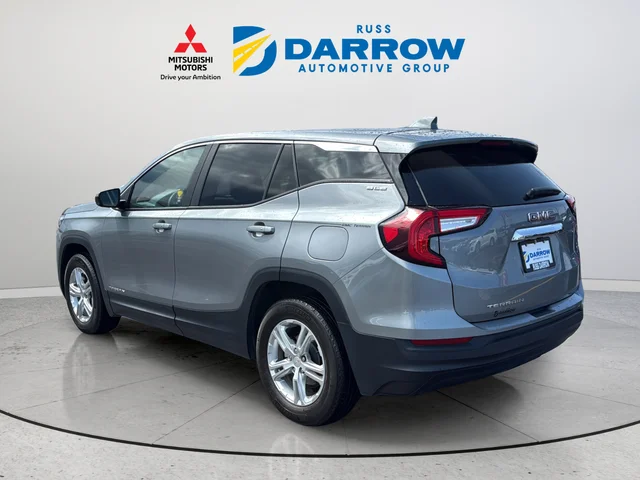 Used 2023 Silver GMC SLE image 3