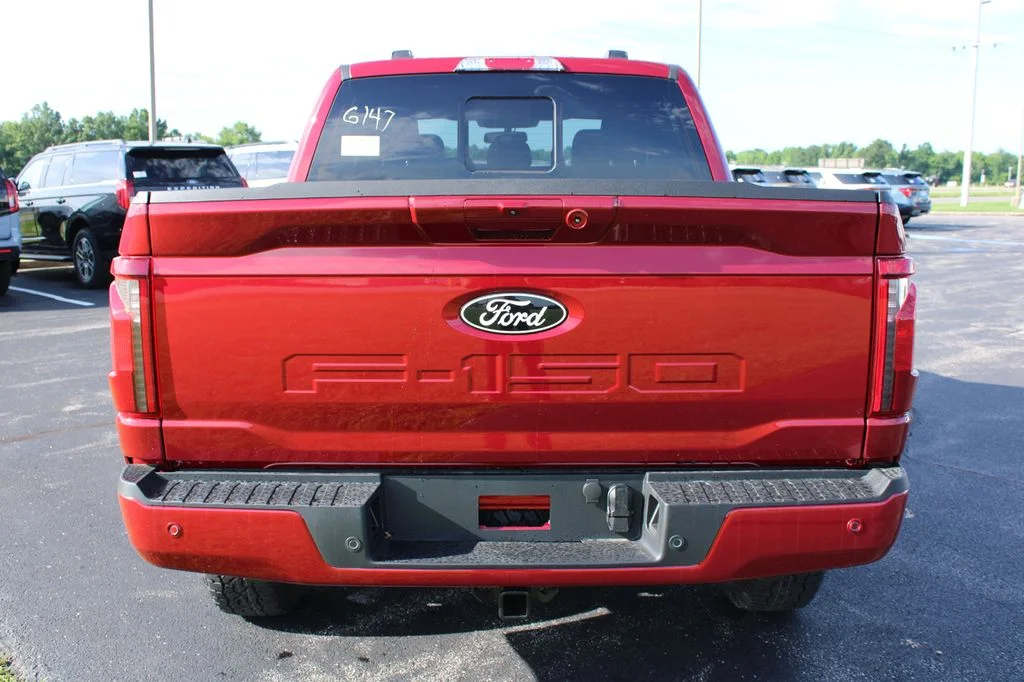 New 2026 Ruby Red Metallic Tinted Clearcoat Ford XLT image 10