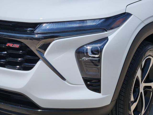 Used 2024 Summit White Chevrolet 1RS image 16