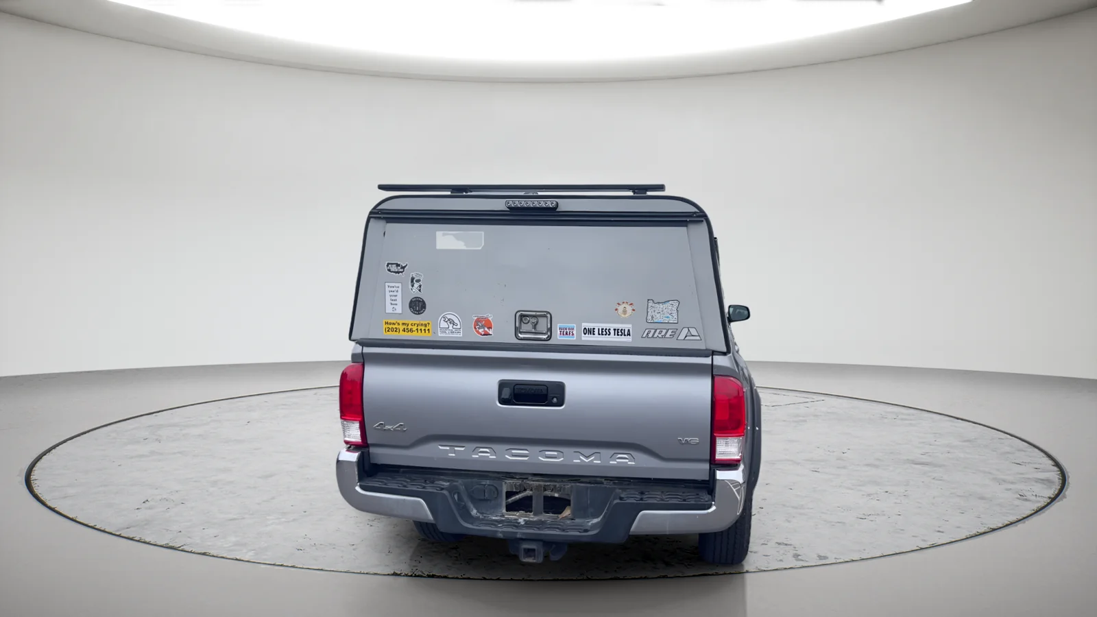 Used 2017 Silver Toyota SR5 image 8