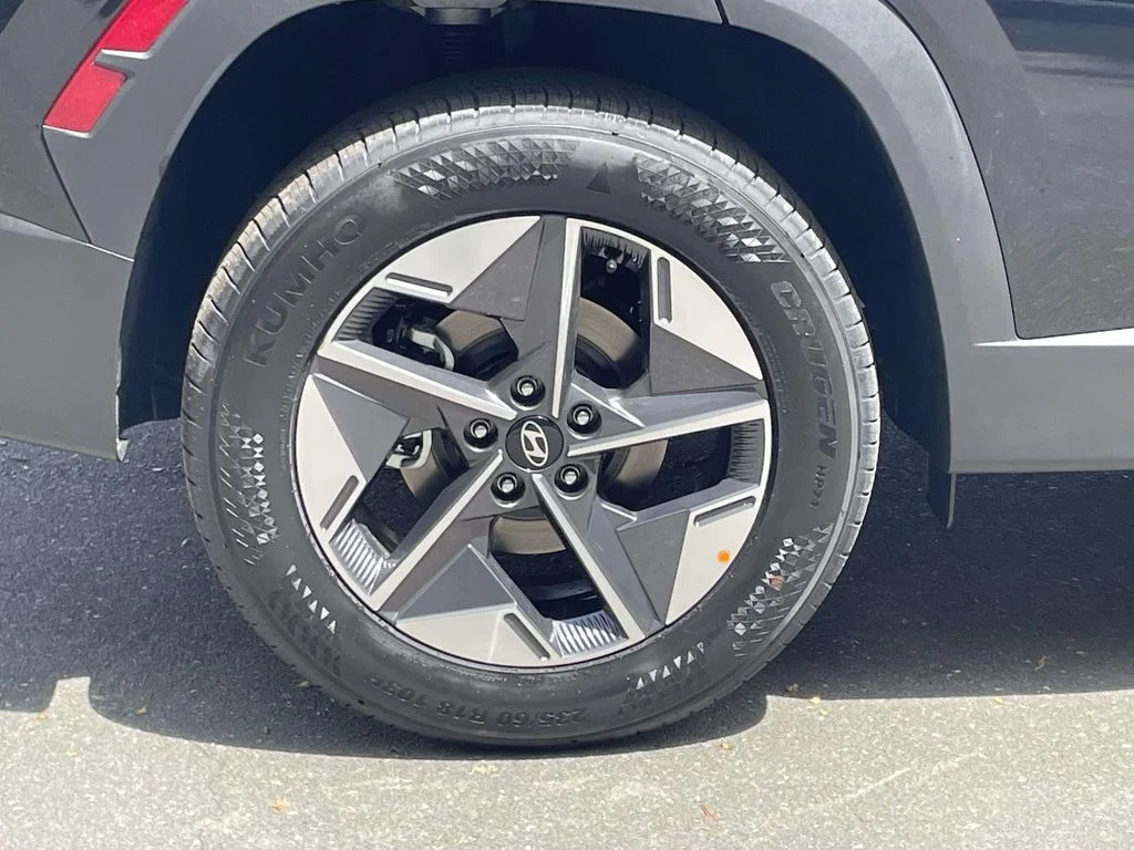 New 2026 Black Hyundai SEL image 7
