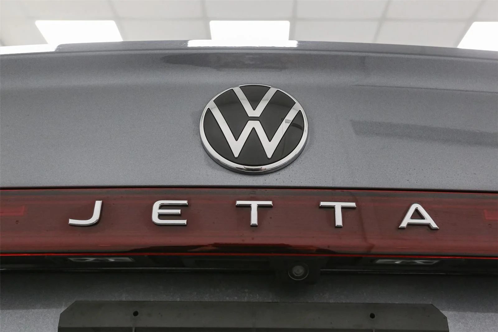 New 2026 Platinum Gray Metallic Volkswagen S image 10