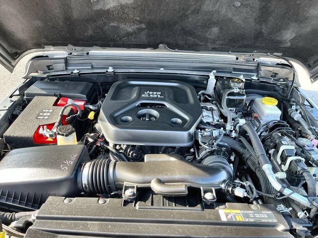 Used 2019 Gray Jeep Sport S 4x4 image 19