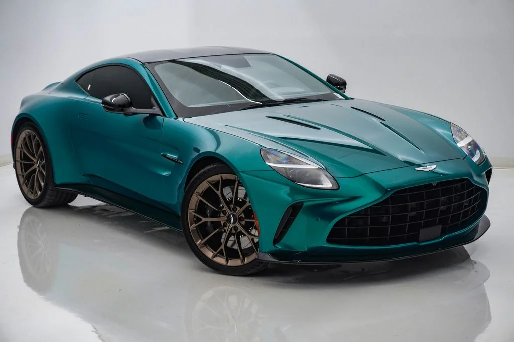 Used 2025 Podium Green Aston Martin Coupe image 3