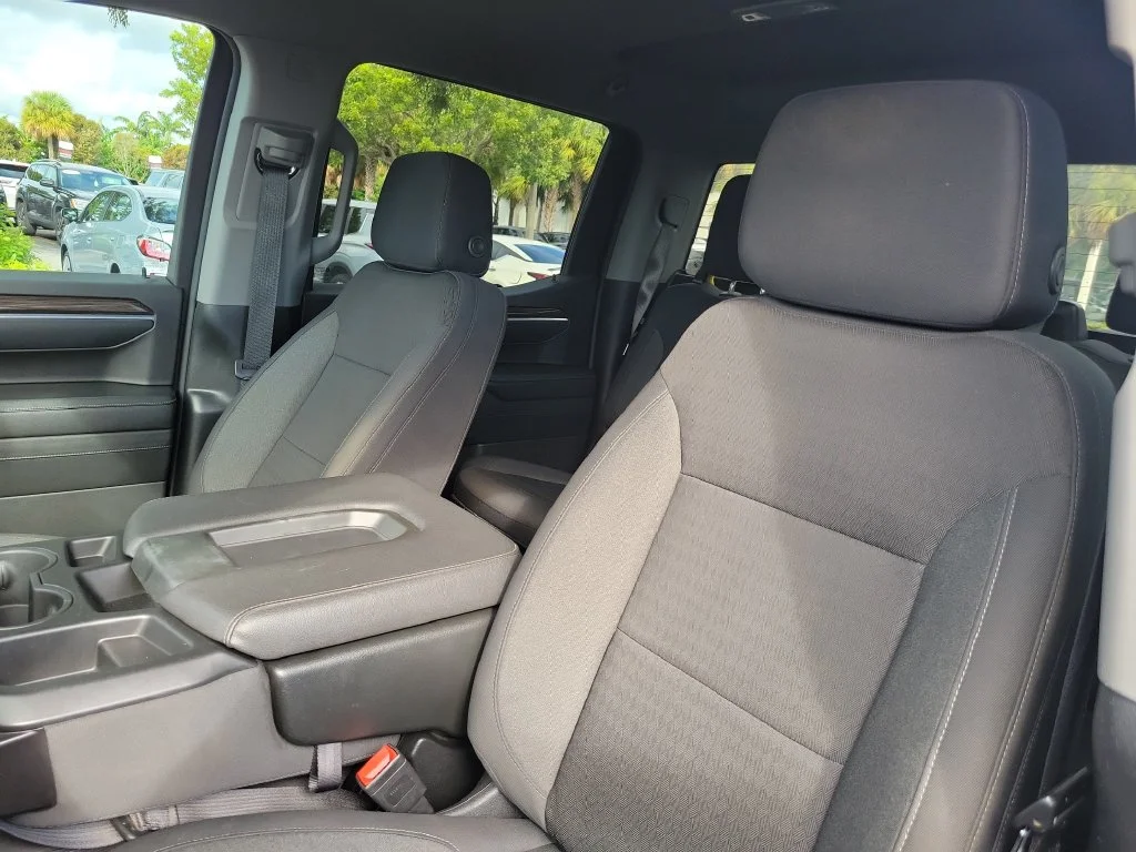 Used 2025 Gray Chevrolet LT image 23