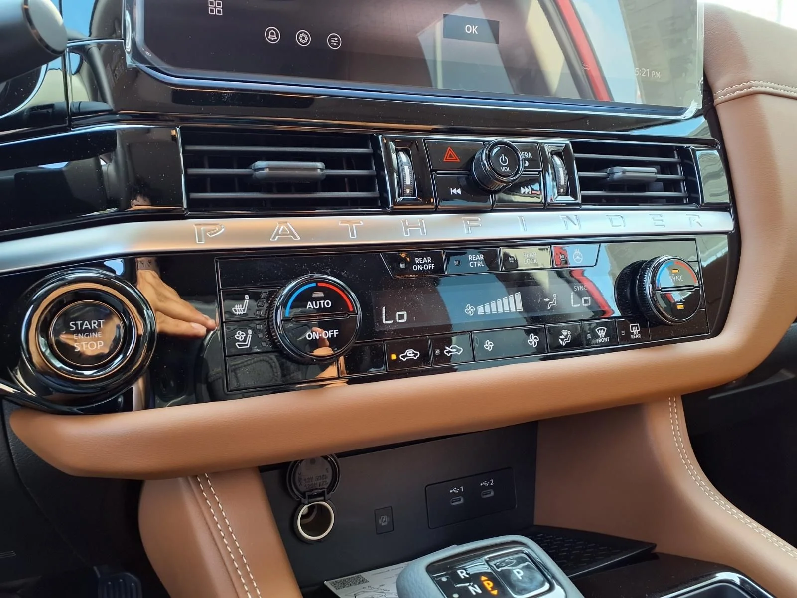 New 2026 Scarlet Ember Tintcoat Nissan Platinum image 14