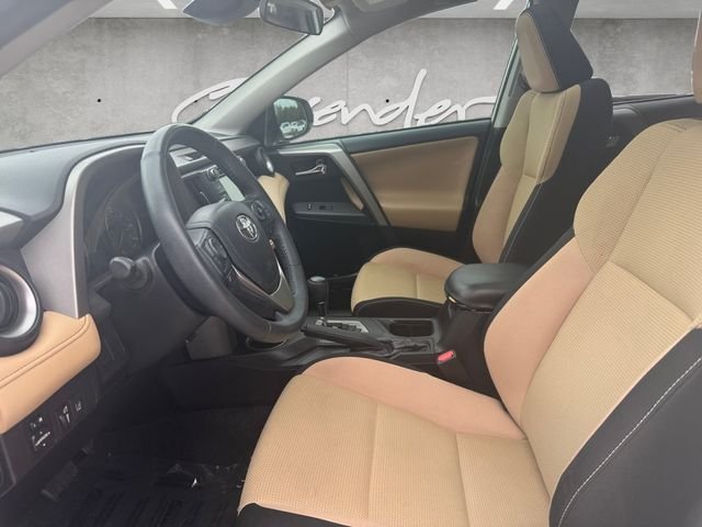 Used 2017 Super White Toyota XLE image 20